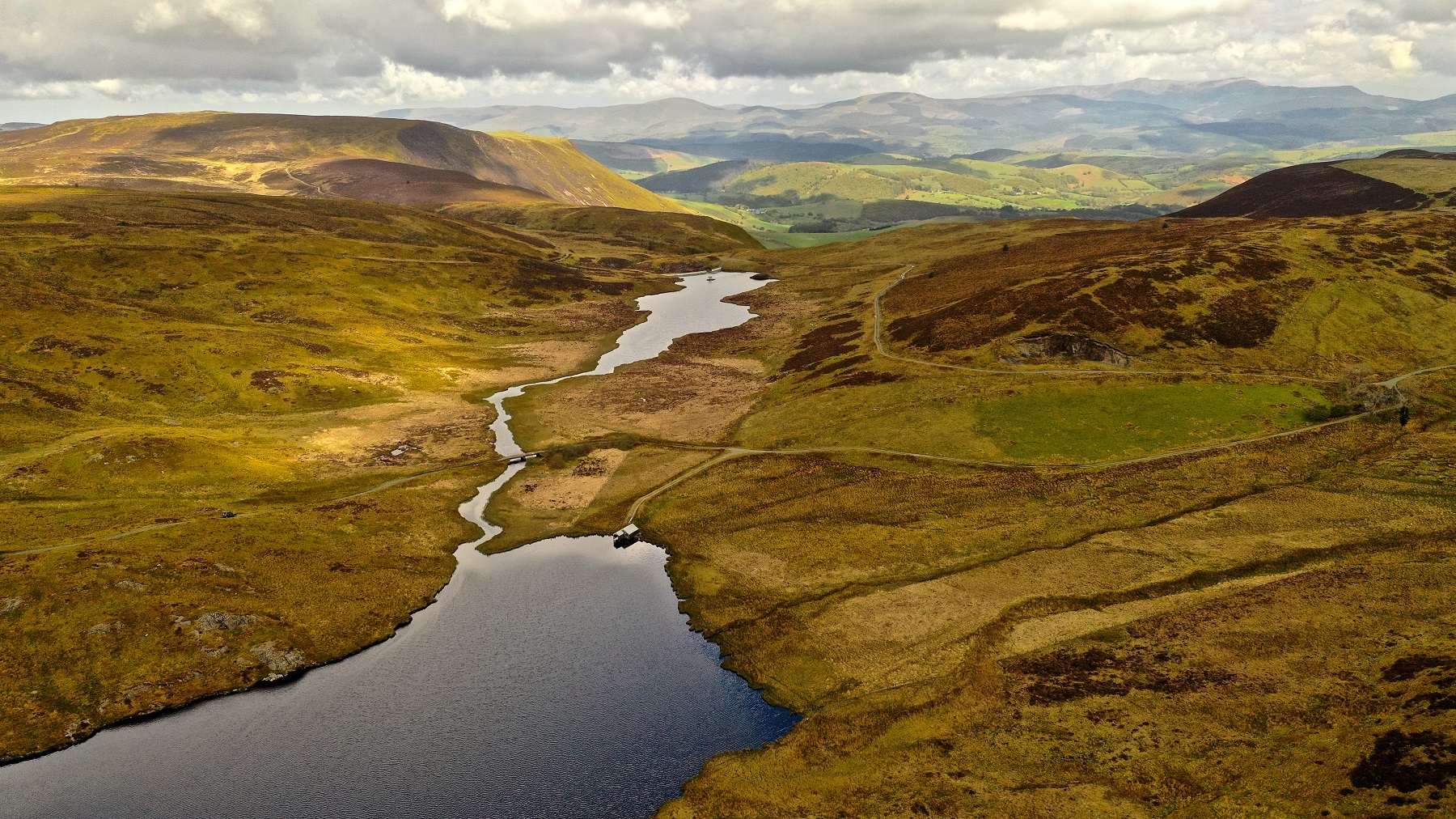 llyn fishing in Wales
